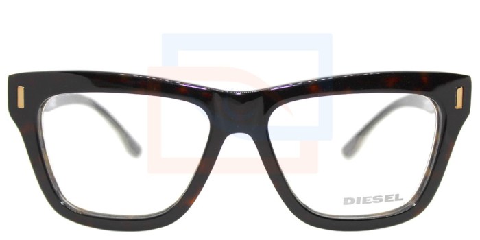 Los lentes Diesel DL5044 crean sus propias reglas