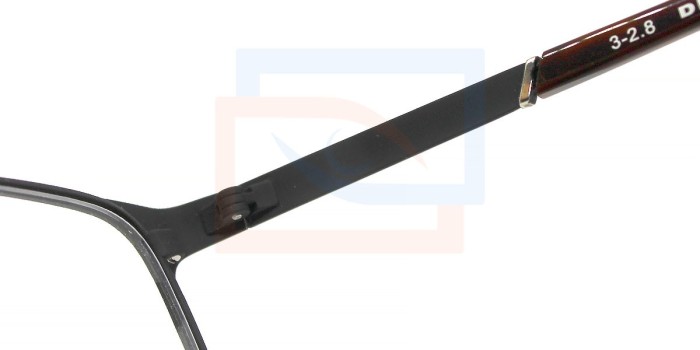 Las gafas Diesel DL5186 saben como llevar la herencia
