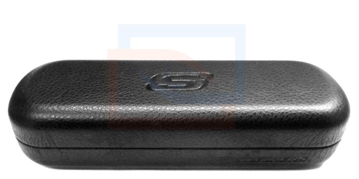 SE3281 rediseña el clásico modelo rectangular con detalles