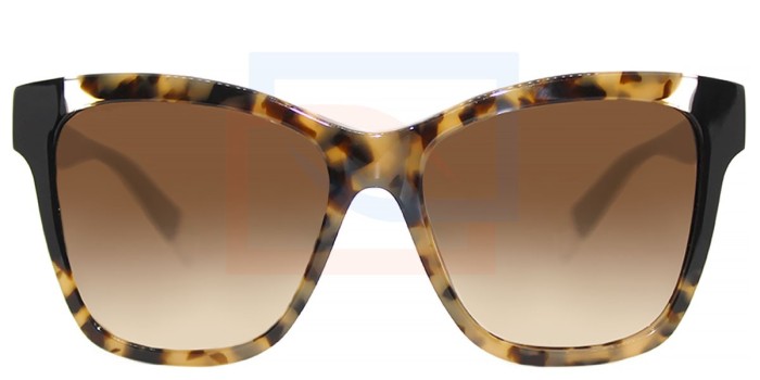 Furla SFU240 tomó un modelo clásico y lo redefinió como suyo