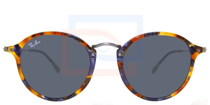 Usar los Ray-Ban Round Fleck es como llevar una obra artística