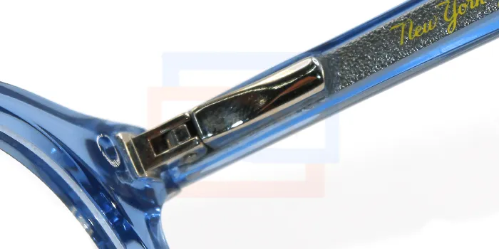 NYAA128 impresiona con su estética moderna y colorida